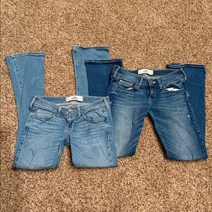 2 pair Hollister women’s denim jeans waist 26 length 31, one distressed look